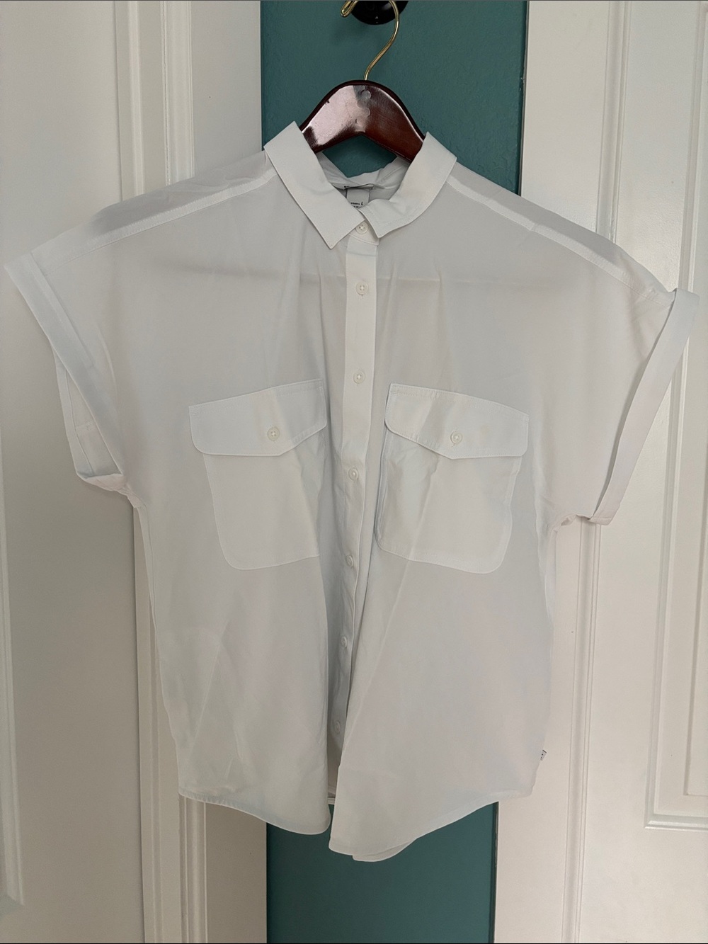 Eddie Bauer White Short-Sleeve Button-Down Shirt